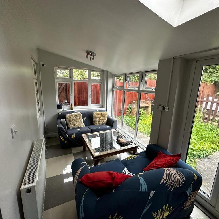 London Comfy Doubles Aparthotel Eksteriør bilde