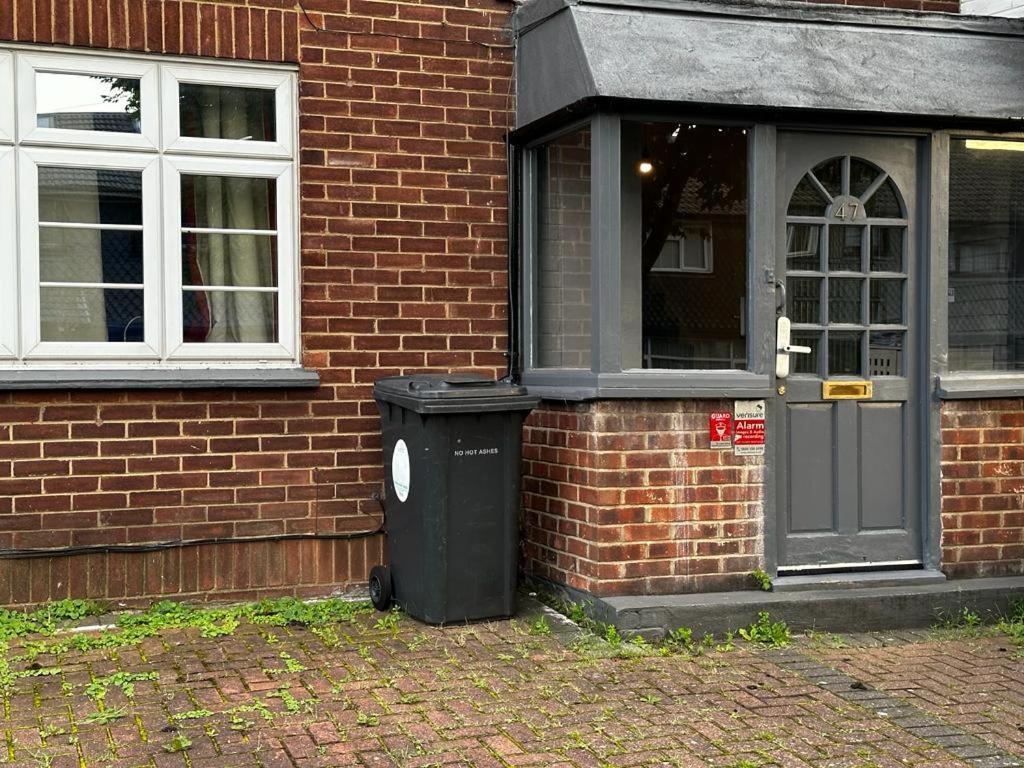 London Comfy Doubles Aparthotel Eksteriør bilde